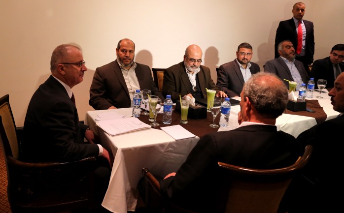 اجتماع رئيس الحكومة مع رامي الحمدالله في غزة